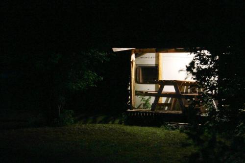 Zahrada ubytování Caravan Yard