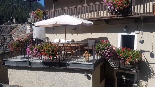 Balkón nebo terasa v ubytování Maison Julie-lungo la via Francigena