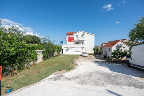 Fotografie z fotogalerie ubytování Apartmani LIVAJA v destinaci Plano