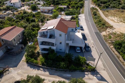 Fotografie z fotogalerie ubytování Apartmani LIVAJA v destinaci Plano