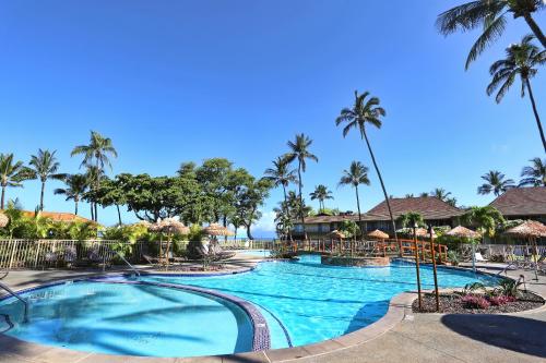 Kolam renang di atau dekat dengan Maui Kaanapali Villas A420
