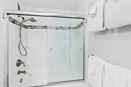 Gallery image of Menehune Shores 421 in Kihei