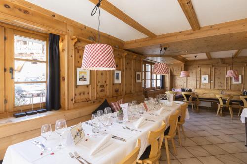 Gallery image of Hotel Posta in Sedrun