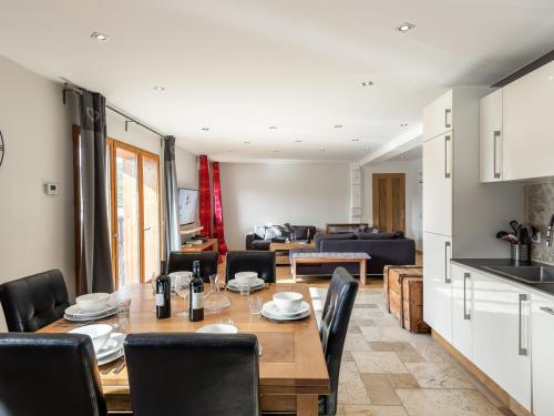 Appartement spacieux 6 pers, terrasse sauna proche pistes