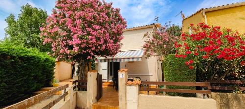 Maison de vacances climatisée à 600m de la plage