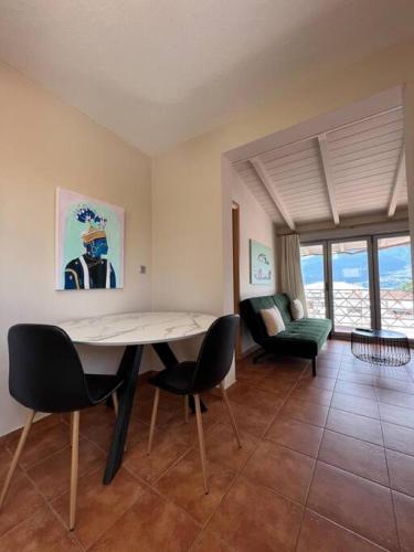 View lake attic in Ioannina