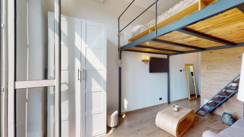 Ruang duduk di Luxury House Samy
