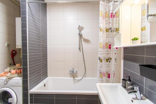 Flexible SelfCheckIns 54 - Zagreb - Garage - Loggia - New