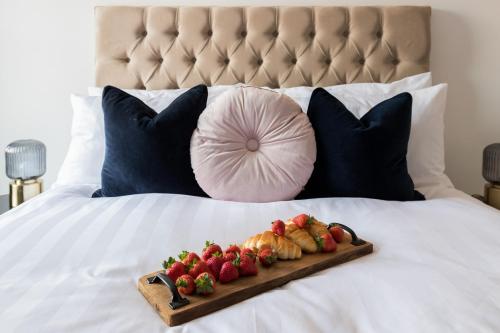 Кровать или кровати в номере Azure Haven - Bournemouth