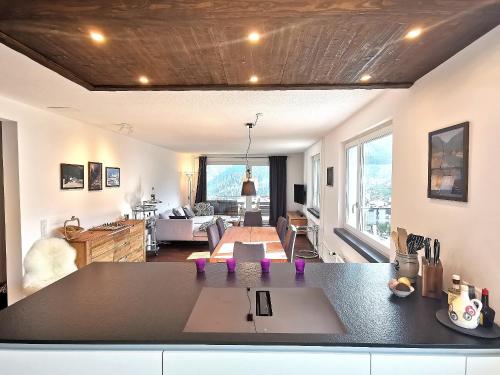 Wunderschöne Wohnung mitten in Arosa photo 3