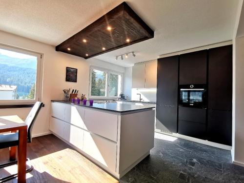 Wunderschöne Wohnung mitten in Arosa photo 2