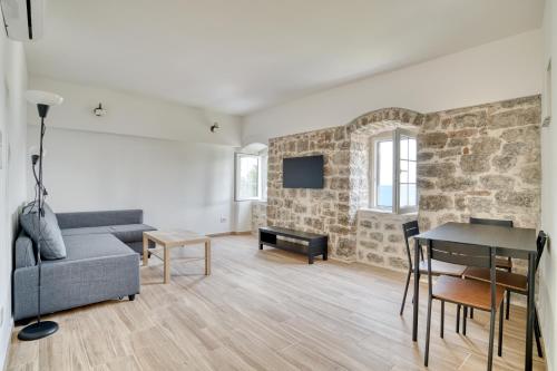 Gallery image of SM Beach Residence in Petrovac na Moru