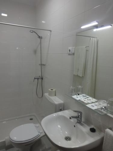 Ένα μπάνιο στο Hotel Sinagoga
