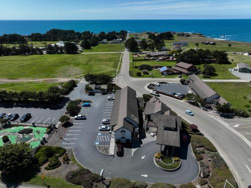 Emerald Dolphin Inn & Mini Golf – Photos 3