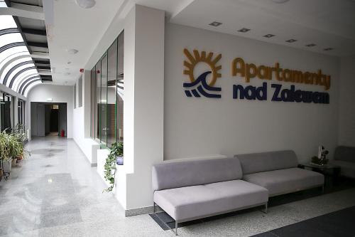Χώρος καθιστικού στο Królewski Apartament nad Zegrzem 206 Luksus