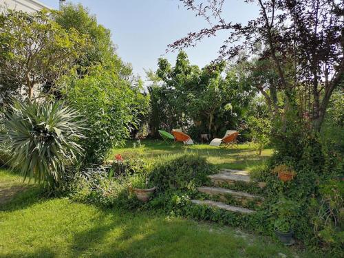 Villa calme grand jardin bord de mer. Parking photo 24