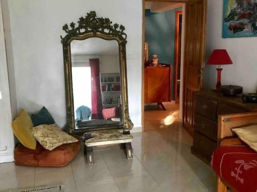 Villa calme grand jardin bord de mer. Parking photo 37