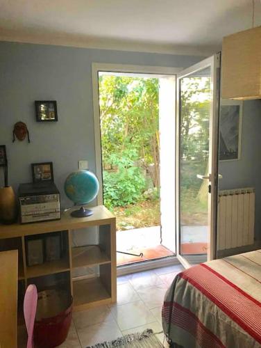 Villa calme grand jardin bord de mer. Parking photo 41
