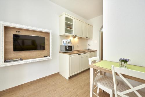 Apartment Mavarstica 17803e