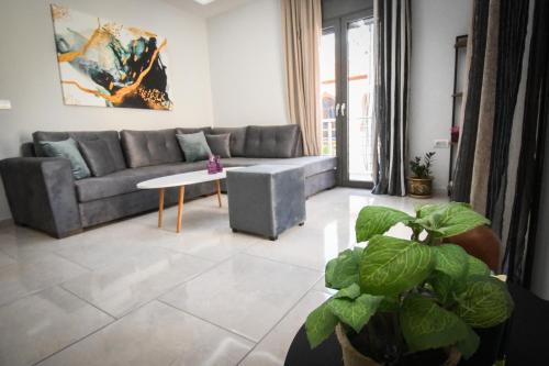 Posezení v ubytování Nefeli Apartment