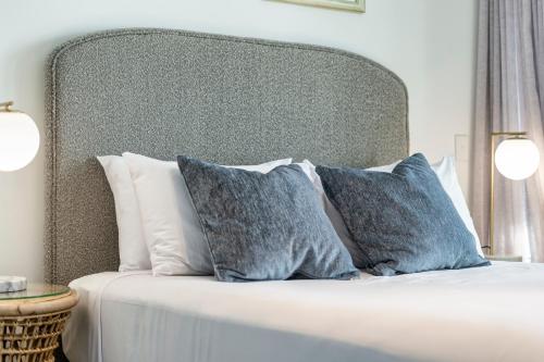 Letto o letti in una camera di Jewel Beachfront Residences