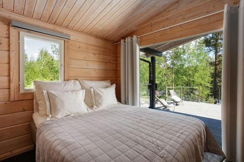 Ένα ή περισσότερα κρεβάτια σε δωμάτιο στο Koto House - Design-Beach-Pool