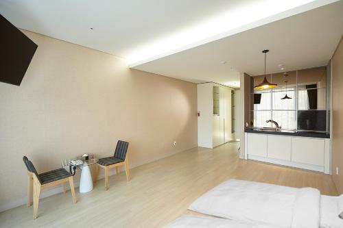 Kuchyň nebo kuchyňský kout v ubytování Pyeongchang The White Hotel