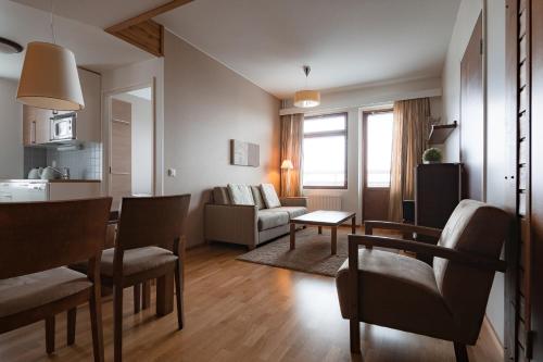 Ruang duduk di Lapland Hotels Saaga