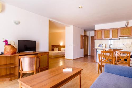 Gallery image of Tiva del Mar Beach Hotel in Sveti Vlas