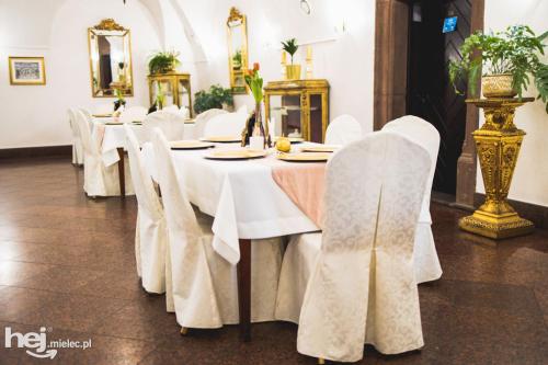 Restaurace v ubytování Zamek w Baranowie Sandomierskim