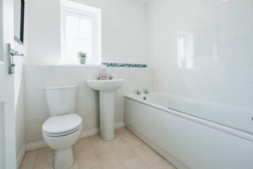 Ванна кімната в Hoskins House By Horizon Stays