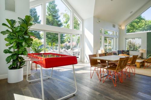 Gallery image of Mountain View 1br w gym spa nr groceries SFO-1441 in Mountain View