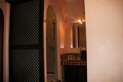 Chambre Tiznit, Riad 7 au village naturiste Couple only