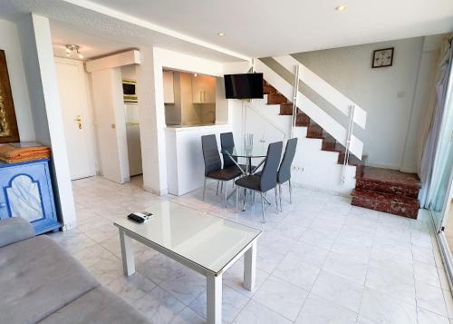 Skol 705. Two Bedrooms Duplex Apartment with Amazing Sea Views