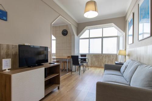 TV a/nebo společenská místnost v ubytování Casa do Largo