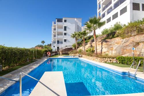 Luxury 2 bedrooms apt with seaview Blue Suite 4104
