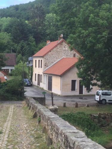 Gallery image of Au bord de la Sioule in Menat