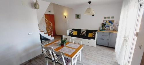 Kuchyňa alebo kuchynka v ubytovaní Apartments TERRAeSAL