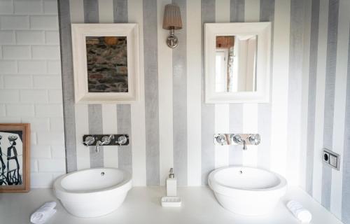 Ένα μπάνιο στο Villa Los Magnolios