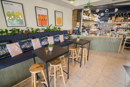 Lemon Market rooms