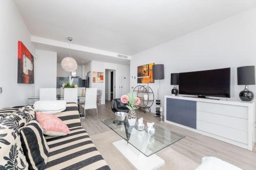 Perfect 3 bed Apt in Le Mirage with Seaview RDR313