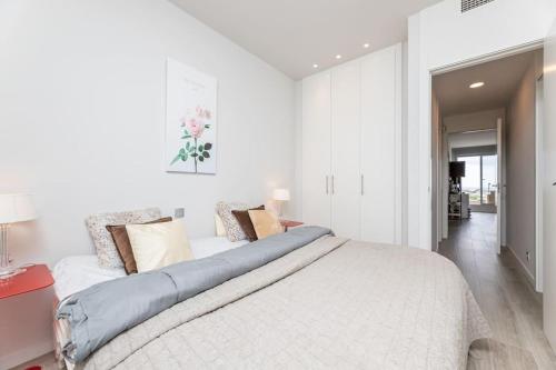 Perfect 3 bed Apt in Le Mirage with Seaview RDR313
