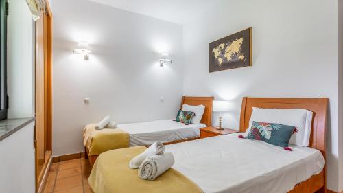 Wonderful Flat with Big Patio & Pool by LovelyStay