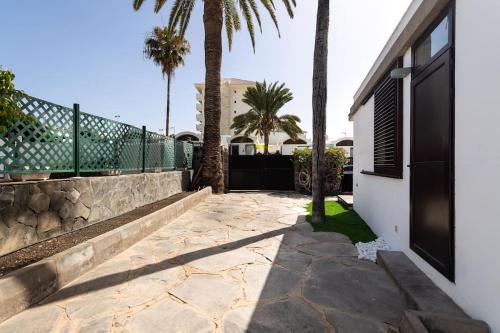 Fotografie z fotogalerie ubytování VILLA EL TRÉBOL DE 4 HOJAS, JUNTO AL MAR, PISCINA PRIVADA v destinaci San Bartolomé