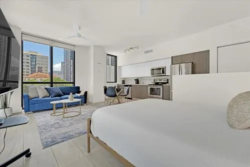 Devereaux Miami Luxury One-Bedroom and Studios photo 13