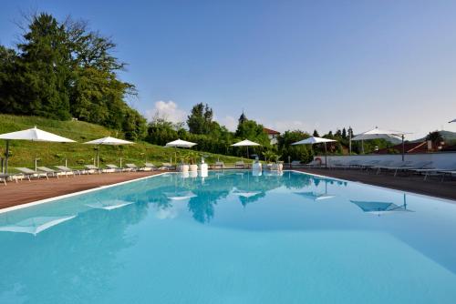 Kolam renang di atau dekat dengan Castello Dal Pozzo Resort Lago Maggiore - Preferred Hotels & Resorts