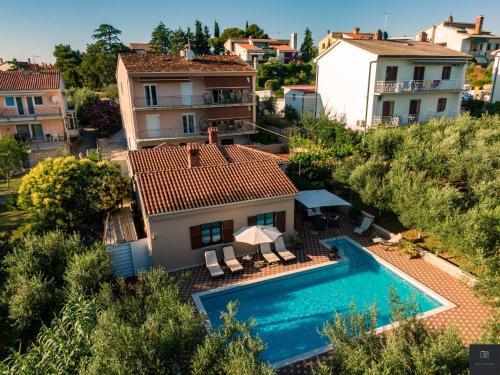 Swimmingpoolen hos eller tæt på Apartman Nino