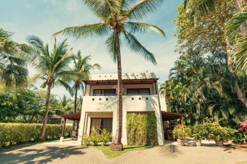 Gallery image of Hermosa Palms Casa 23B -3BD - Bruno Casalvolone in Jacó