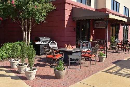 Hampton Inn & Suites Alexandria – Photos 4