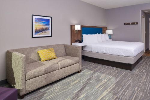 Postel nebo postele na pokoji v ubytování Hampton Inn & Suites Boise/Spectrum